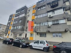 Giurgiu, Apartament 4 camere decomandat, parter